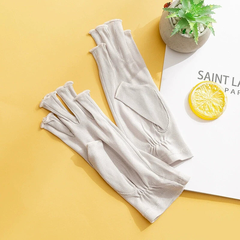 Gray silk fingerless gloves