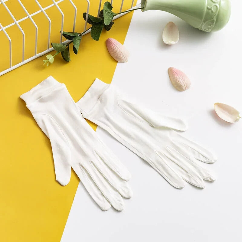Ivory silk sleep gloves